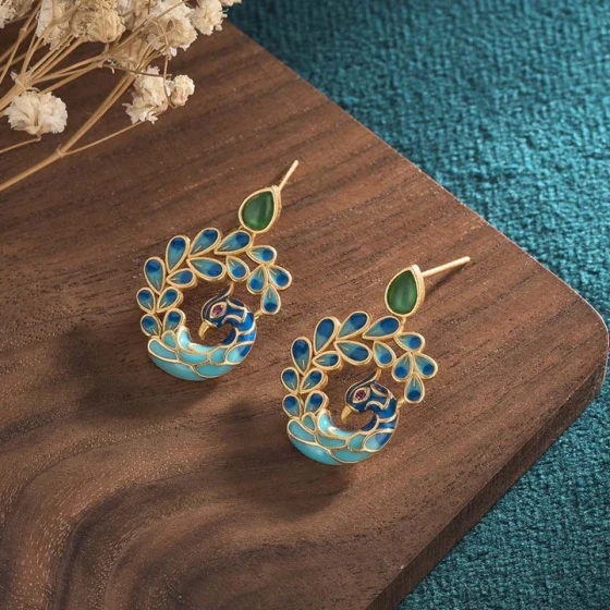 Buddha Stones Natural White Peacock Green Agate Fortune Earrings